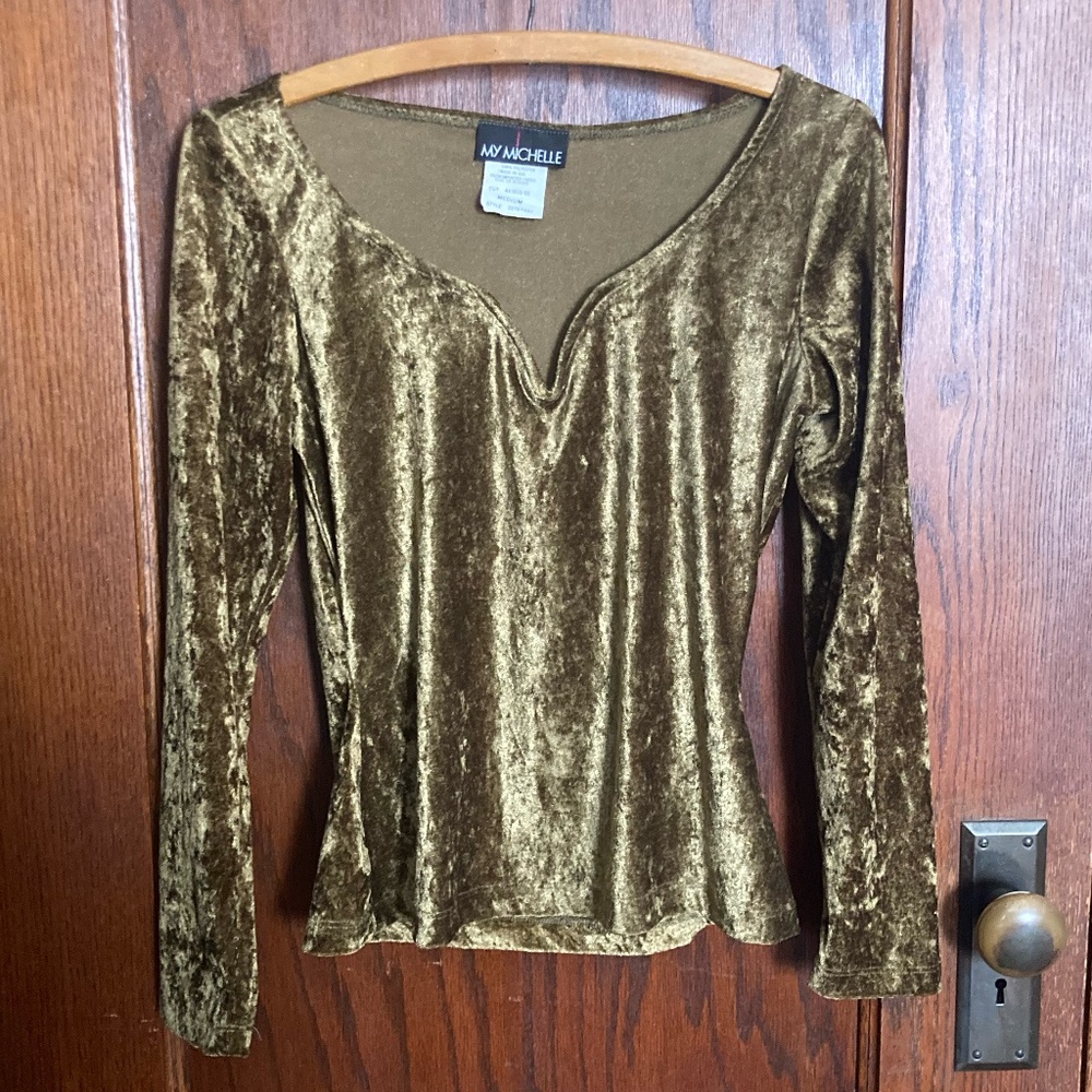 My Michelle Vintage Velour V-Neck Long Sleeve Top - Women's Size M